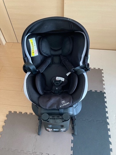 【取引中】チャイルドシートISOFIX