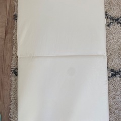 ➁洗える ミニ 固綿敷布団 60×90cm 無地 ベビー布団 ベビーベッド用 2つ折タイプの画像