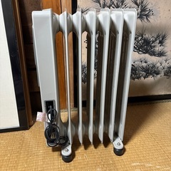 オイルヒーター オイルラジエーターヒーター 暖房器具　の画像
