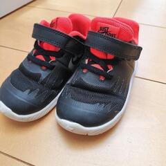 NIKE　キッズスニーカー13センチ