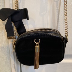 ZARA ショルダーバッグの画像