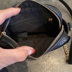 ZARA ショルダーバッグの画像