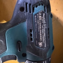 工具 マキタの14.4グラインダーと10.8ドリルドライバの画像