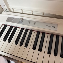 電子ピアノ　KORG　LP-180の画像