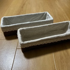 かご(2つ)の画像