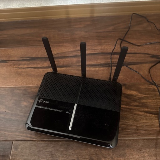 WiFiルーター\n