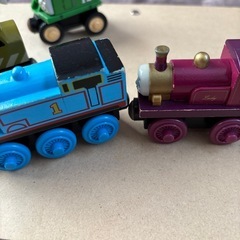 木製レール用のトーマスキャラクターおもちゃの画像