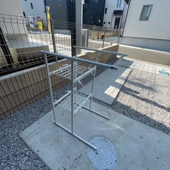 【お取引決定】押入れ用伸縮ハンガーラックの画像
