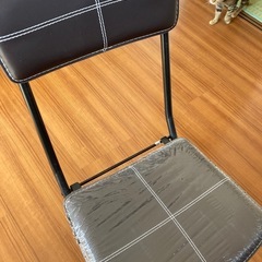折り畳みパイプイスの画像