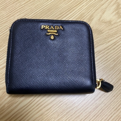 PRADA 2つ折り財布