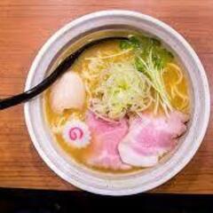 ここ奈良でラーメンを食べてみたいです。何かお勧めはあります…