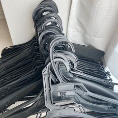 ハンガー　ブラック40本の画像