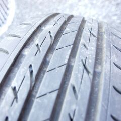 深溝ラジアルタイヤ4本セット 205/60R16 ブリヂストン スタッドレスから履き替えなどに。の画像