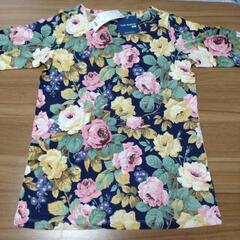 予定者決定　未使用タグ付き　ユニクロのTシャツ