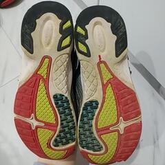 瞬足　スニーカー　18㎝の画像