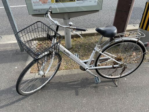 自転車　No.87　ホワイト　27インチ　6段切り替え　LEDライト付き　【リサイクルショップどりーむ荒田店】