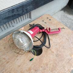 300w投光器　ライト　照明