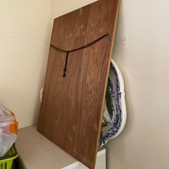 アンティーク調　ヨーロッパ調　花柄額縁　金縁　ウォールミラー　壁掛け鏡　角形　ブラック　レッド　シックの画像