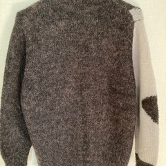 ROGENE-SANTOISセーターの画像