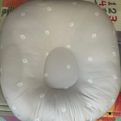 ラブツリークッション　中古の画像