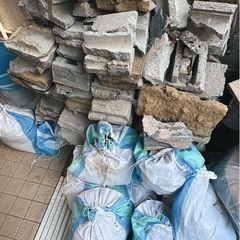 コンクリートブロック、コンクリートガラ