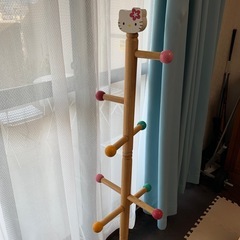 決定しました。ハローキティハンガーラックの画像