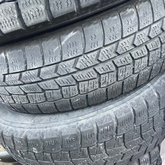 スタッドレス　冬タイヤ　スノータイヤの画像