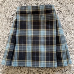 あいしゅう幼稚園　制服 スカート