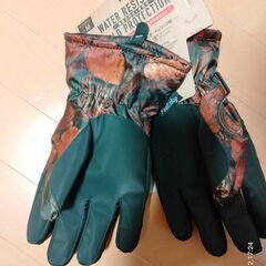 ◆新品未使用◆ 3M シンサレート 手袋 グローブ 防水 防寒 防風 Mｻｲｽﾞ ｵｰﾀﾑﾘｰﾌ柄 長期保管品 自転車用手袋 バイク用手袋 自転車用グローブ バイク用グローブの画像