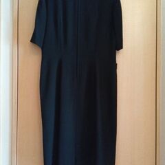 喪服　半袖ブラックフォーマルワンピース　13号