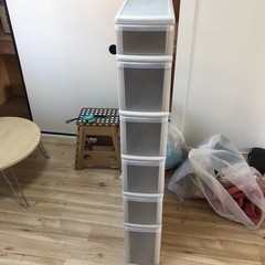 収納ボックスの画像