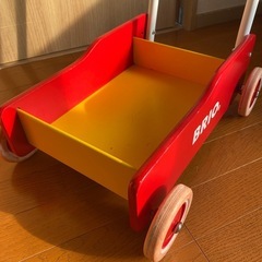 ブリオBRIO手押し車子供のおもちゃの画像