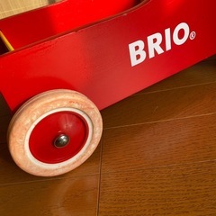 ブリオBRIO手押し車子供のおもちゃの画像