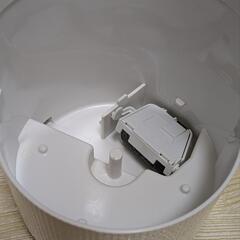 SHARP 気化式加湿器　HV-H30-Wの画像