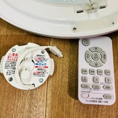 ニトリ　リモコン付きシーリングライトの画像