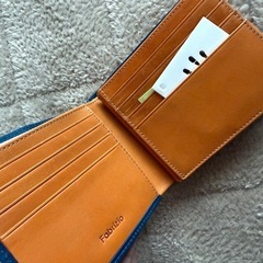 新品箱入り　Fabrizio シャインブルー 二つ折り財布の画像