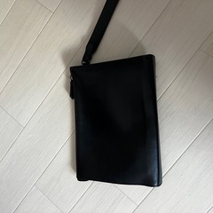 FENDI クラッチバック 2020awの画像