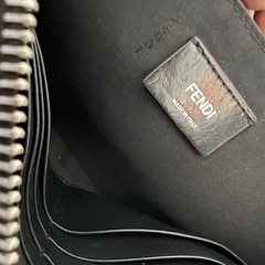 FENDI クラッチバック 2020awの画像