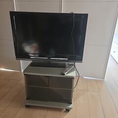 （取引中）32インチテレビとテレビ台セット