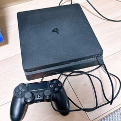 PS4本体 ソフト2本セットの画像