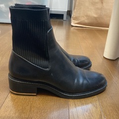 ZARA ブーツ
の画像
