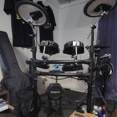 Roland電子ドラムセット　ドラムマット付き