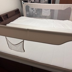 【取引中】シングルベッド、柵など