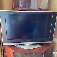 液晶テレビ