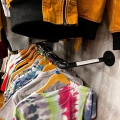 パイプハンガーラックや木製棚の画像