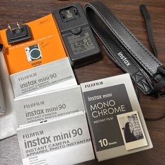 値下げ‼️チェキ　instax mini クラシック　ブラウンの画像