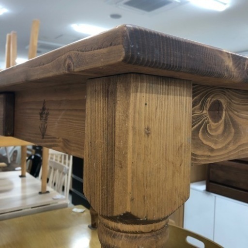 カントリー調ダイニングテーブルナチュラル【トレファク堺福田店】