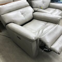 【ジャングルジャングル石津店】マナベインテリア 電動1人用ソファー USBポート レザー オシャレ 堺市 石津の画像