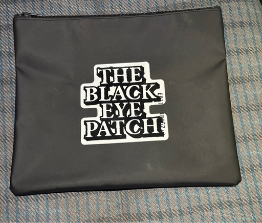 ブラックアイパッチ