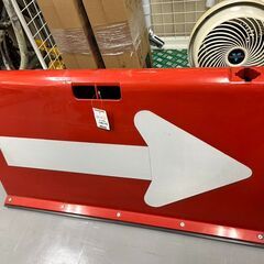 【中古B】矢印君 　赤/黄　450 ×900mmの画像
